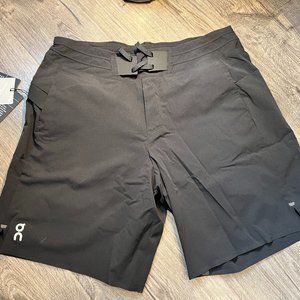 On Running Hybrid 2-1 Shorts with Liner Men's Medium